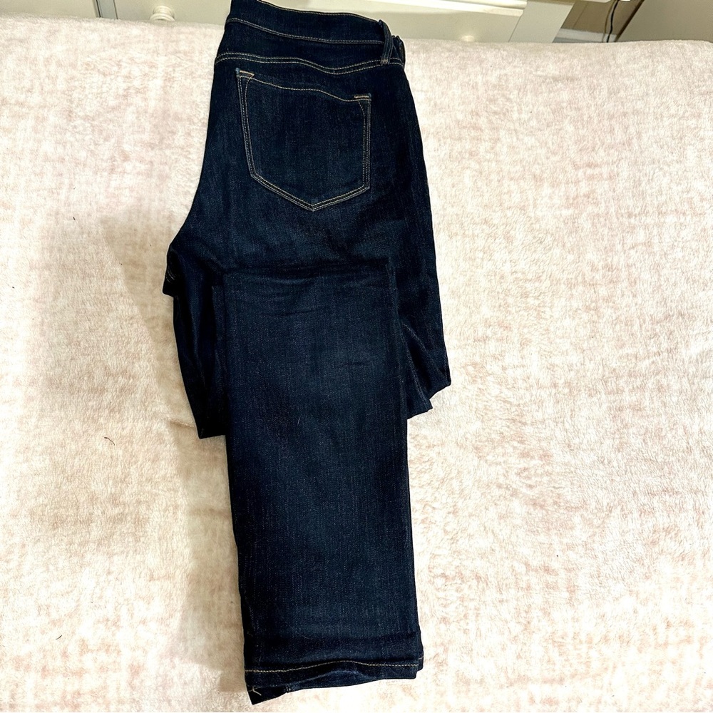 Old Navy, Curvy Mid-rise 
size 8